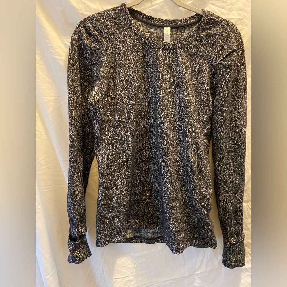 lululemon black and white pullover